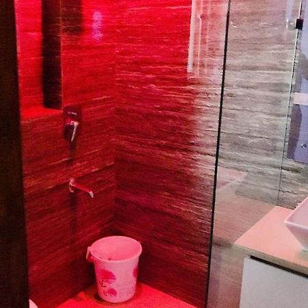 Vinanda Home Stay ニューデリー エクステリア 写真