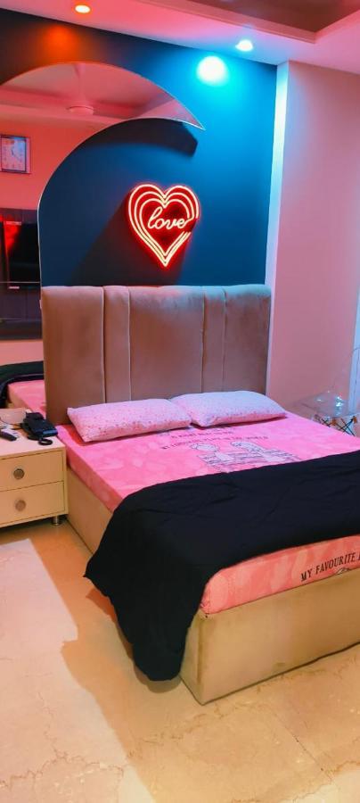 Vinanda Home Stay ニューデリー エクステリア 写真
